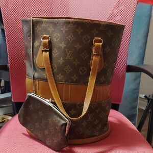 Louis Vuitton Brown Monogram Bucket Bag with Pouch